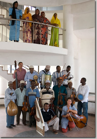 Copyright: Fenstein. Mohamed Ilyas and the Noyota Zameremeta Orchestra of Zanzibar.